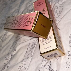 2 too faced peach perfection TOFFEE